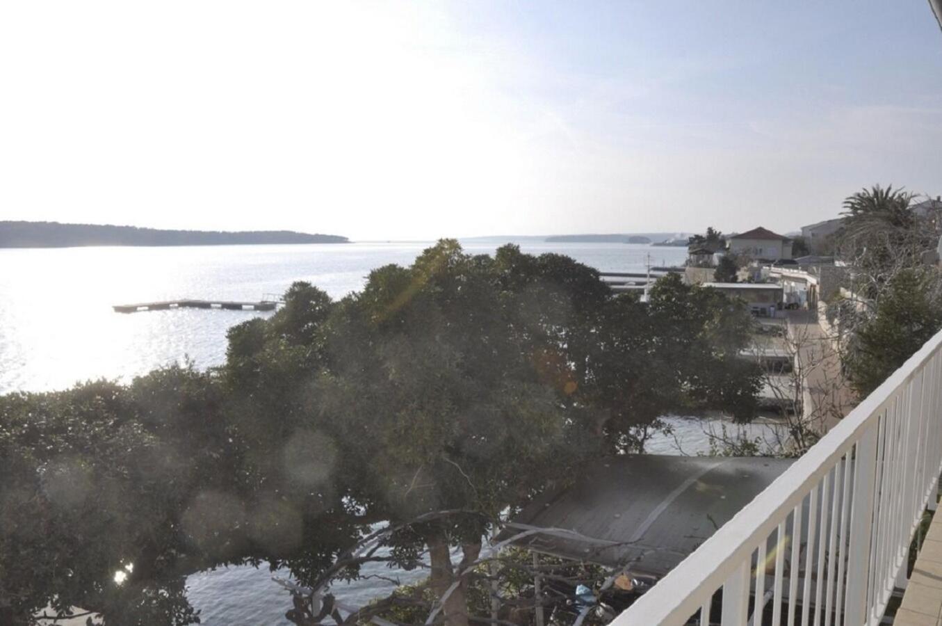 Apartments Petar - 6M From The Sea Barbat na Rabu Luaran gambar